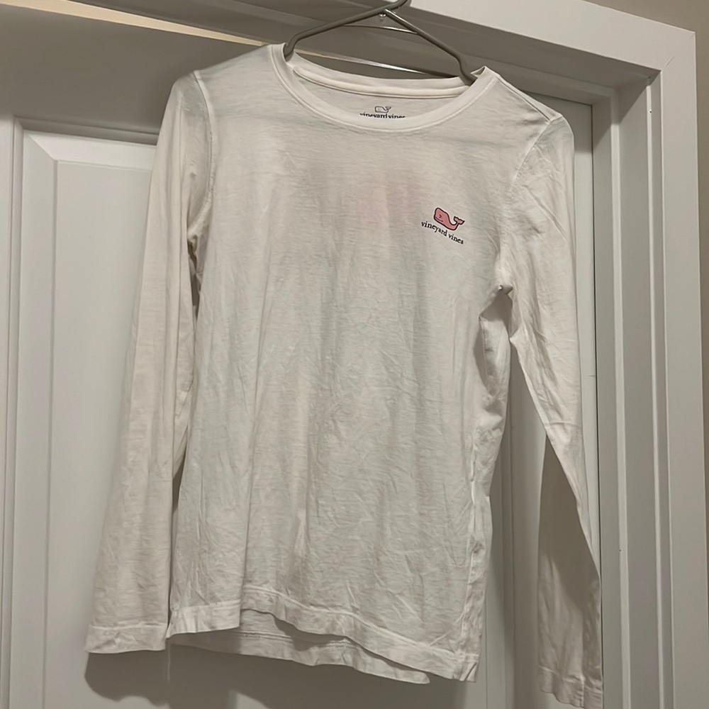 Vineyard vines long sleeve size medium